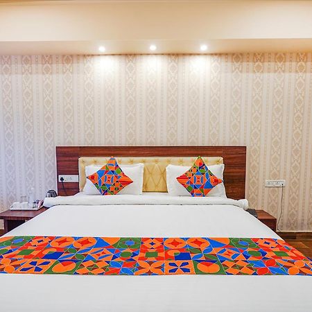Fabhotel Grand Falcon Бангалор Экстерьер фото