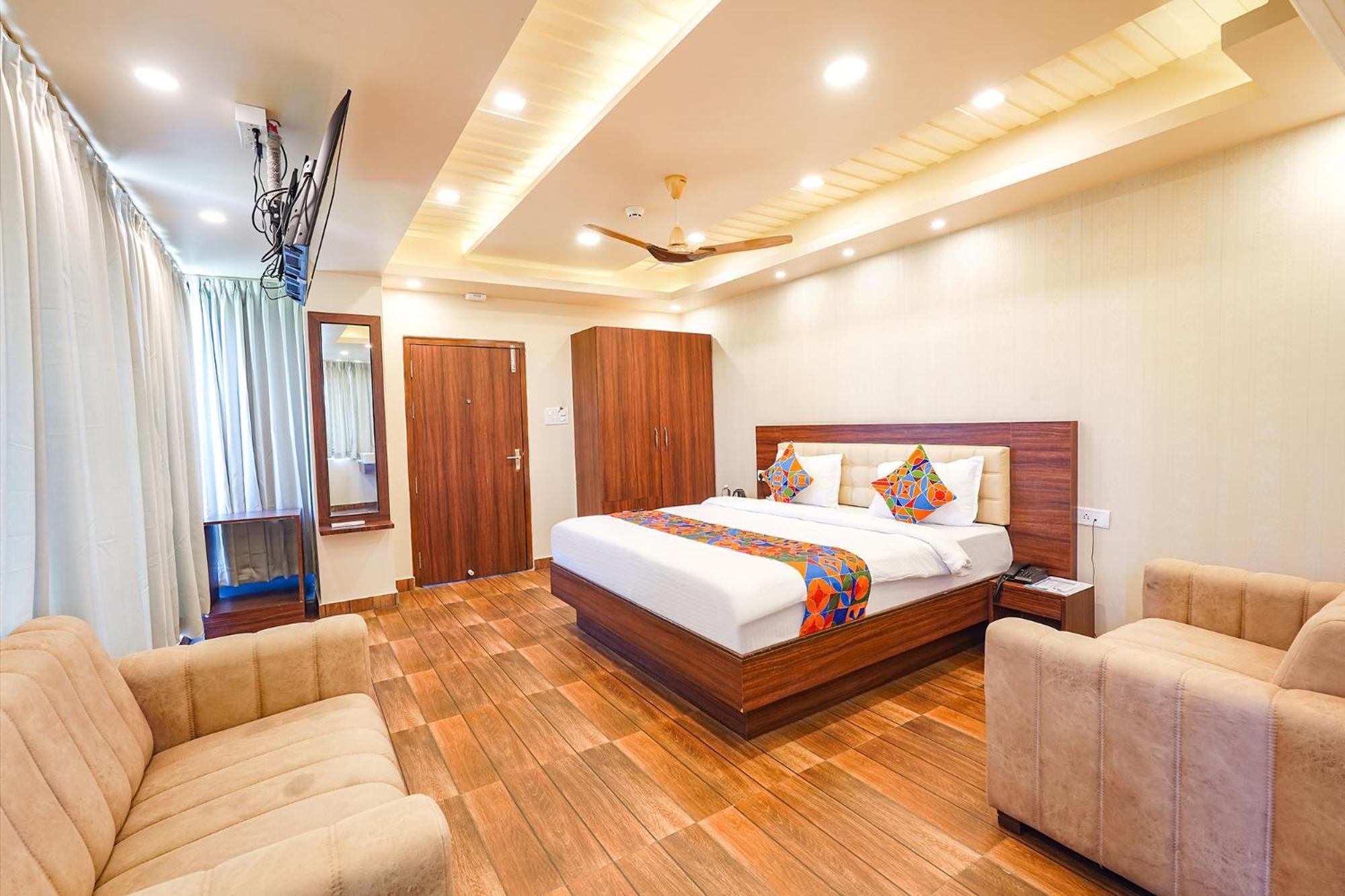 Fabhotel Grand Falcon Бангалор Экстерьер фото