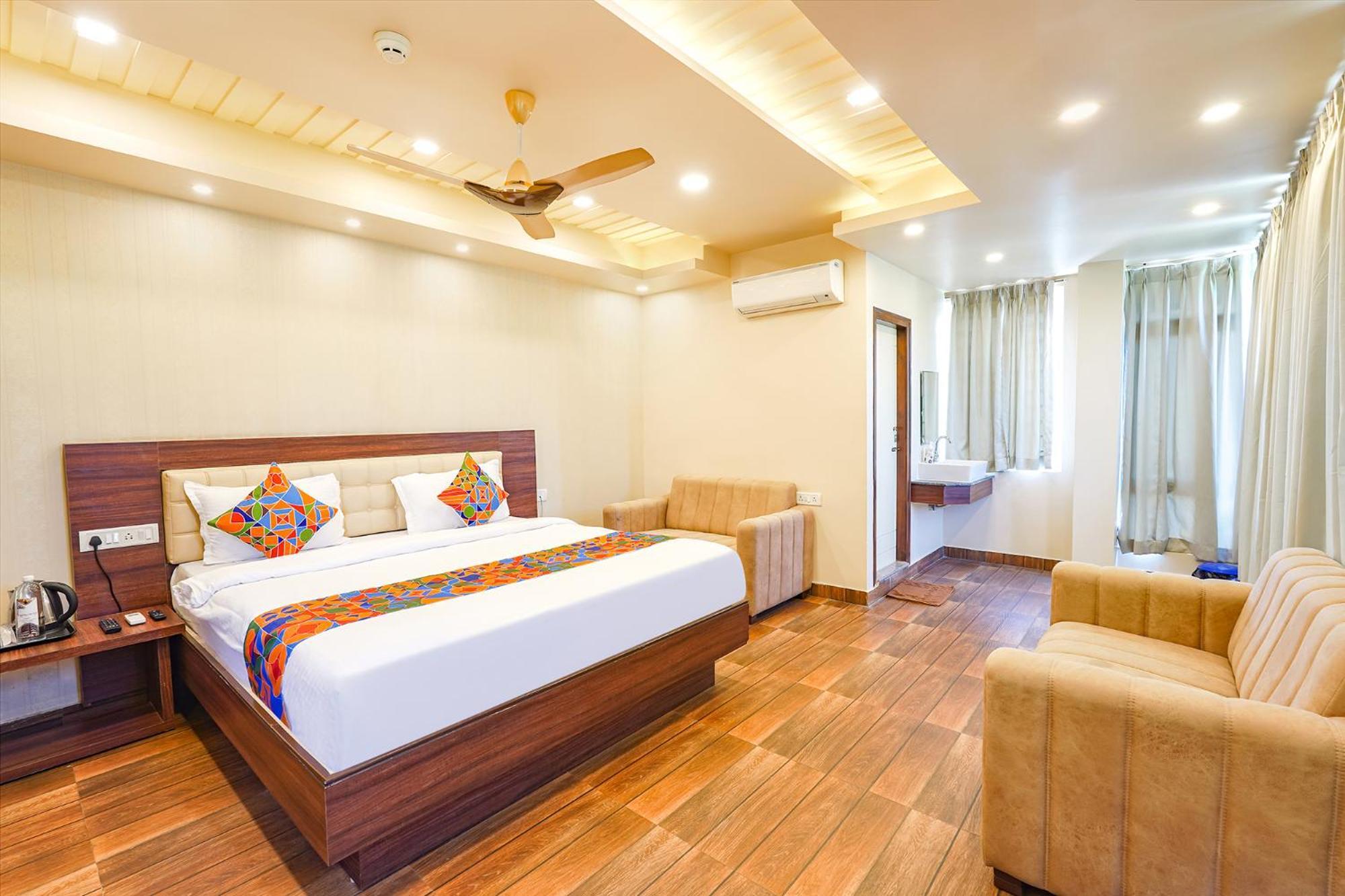 Fabhotel Grand Falcon Бангалор Экстерьер фото